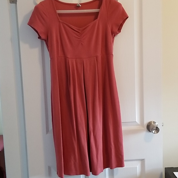 Old Navy maternity dress - Picture 1 of 4
